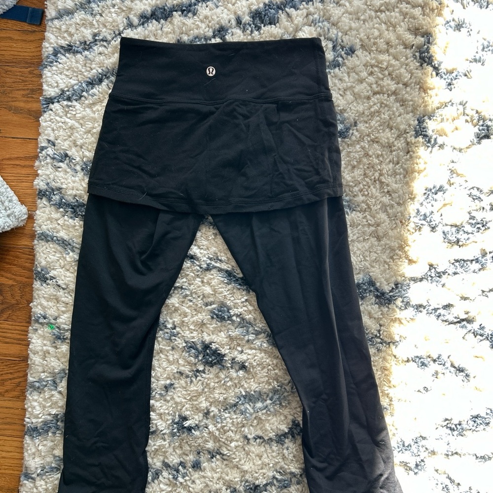 lululemon cropped leggings with skirt